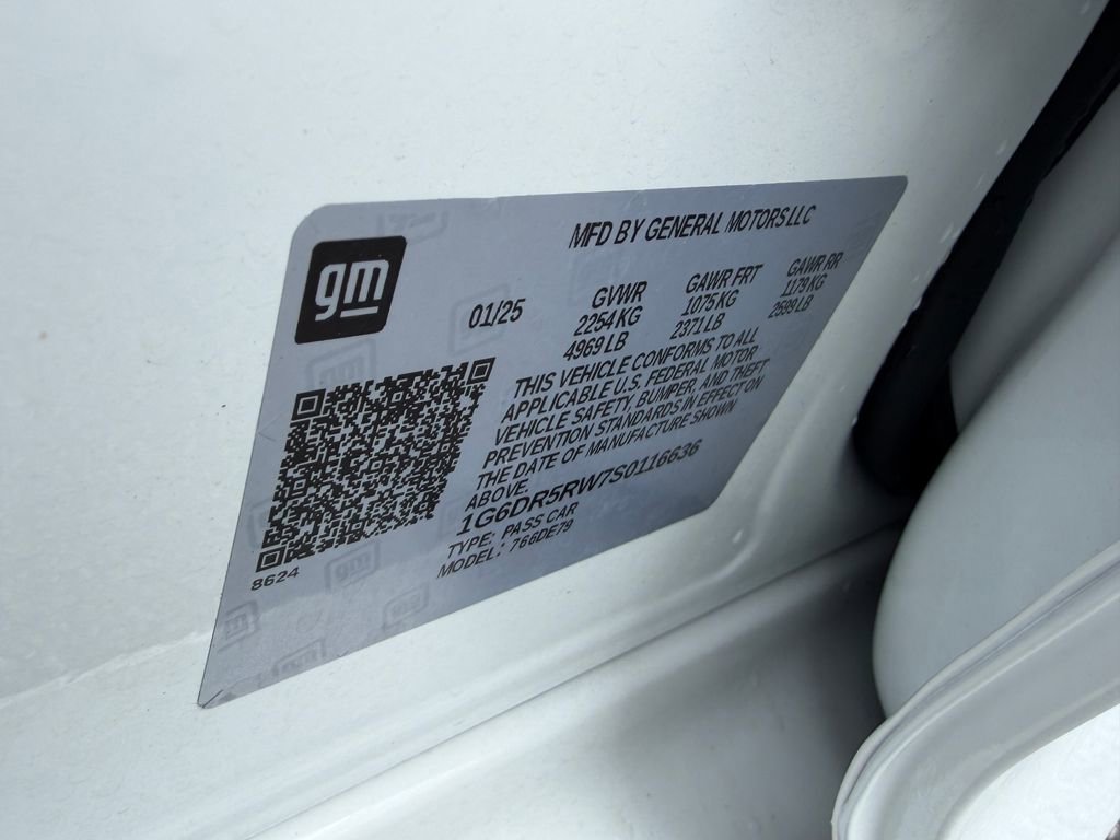 Used 2025 Cadillac CT5 V RWD image 33