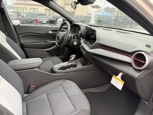 New 2026 Chevrolet Trax RS w/ Driver Confidence Package FWD image 33