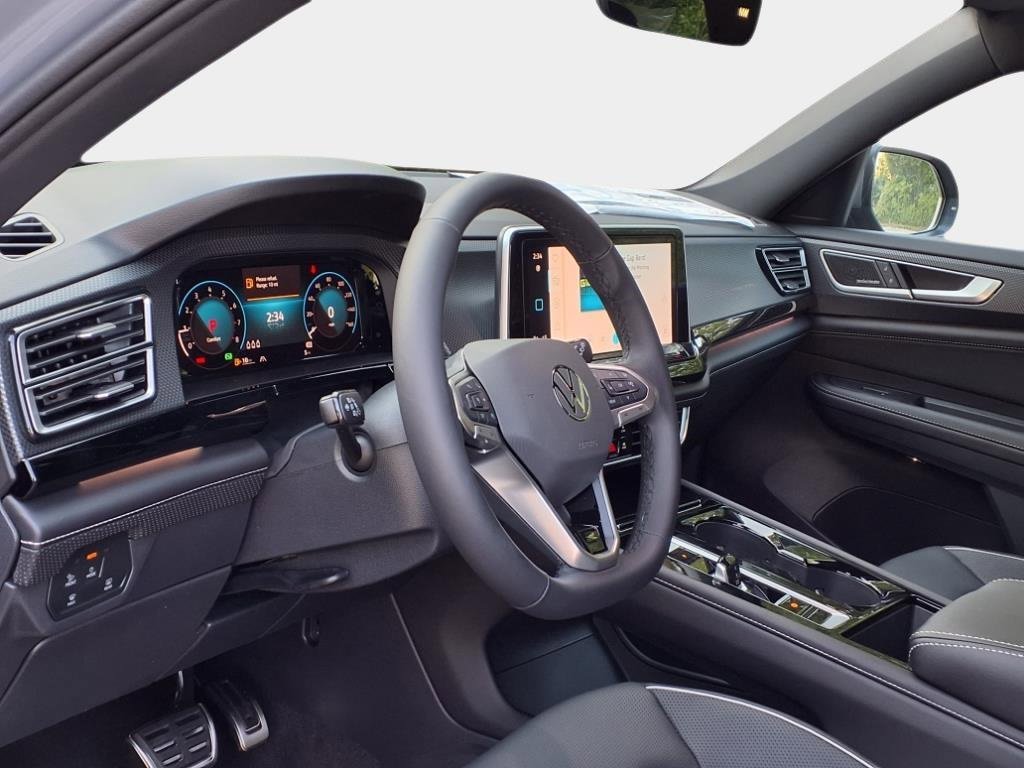 New 2025 Volkswagen Atlas Cross Sport SEL Premium R-Line image 10
