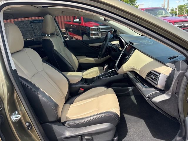 Used 2025 Subaru Outback Limited AWD/4WD image 13