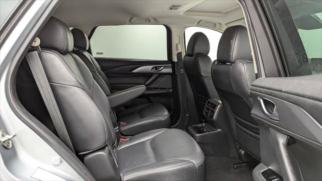 Used 2023 MAZDA CX-9 Touring image 19