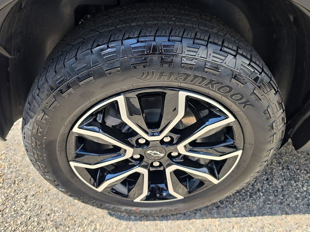 Used 2024 Chevrolet TrailBlazer ACTIV w/ Convenience Package AWD/4WD image 42