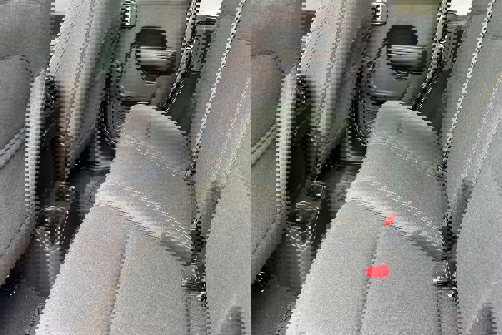 Used 2024 Jeep Wrangler Sport image 5