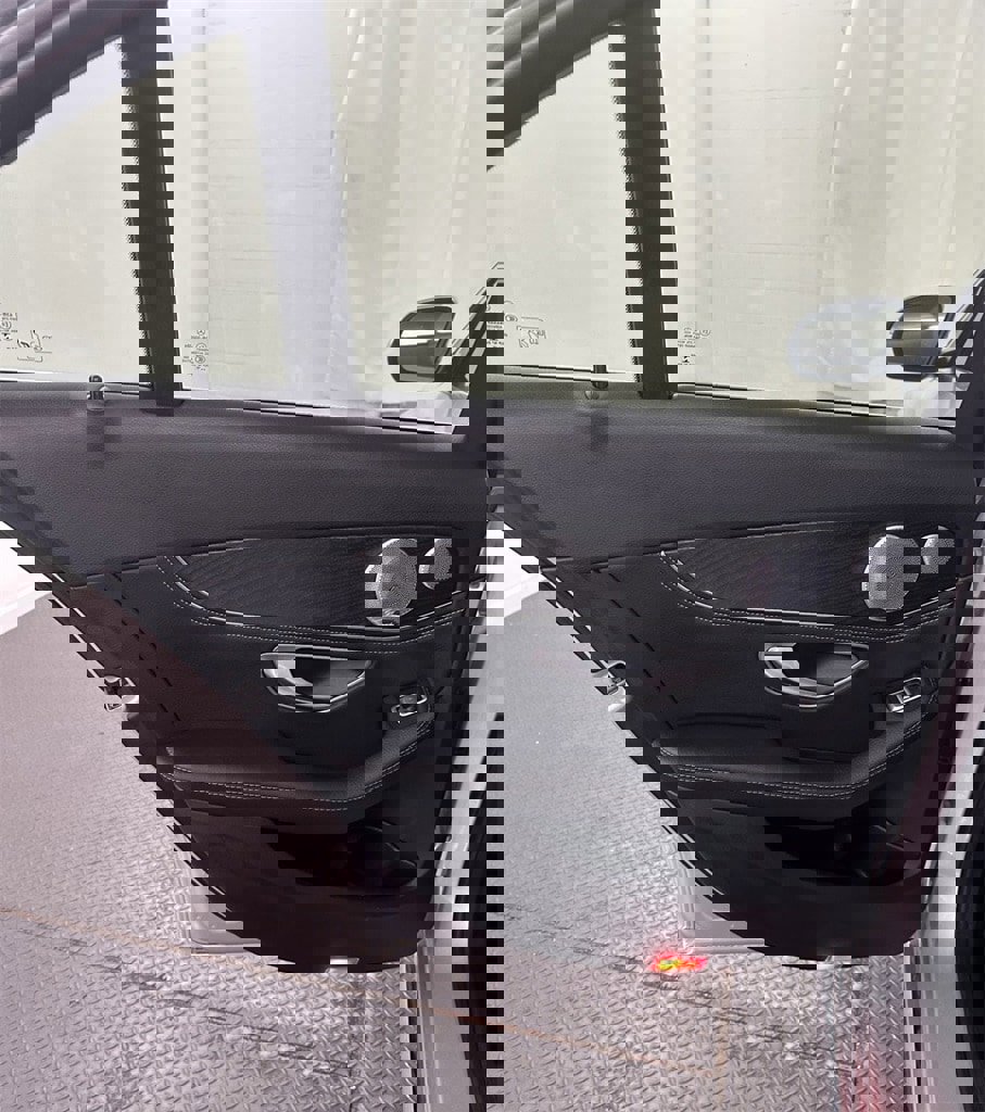 Used 2015 Mercedes-Benz C 300 4MATIC Sedan image 25