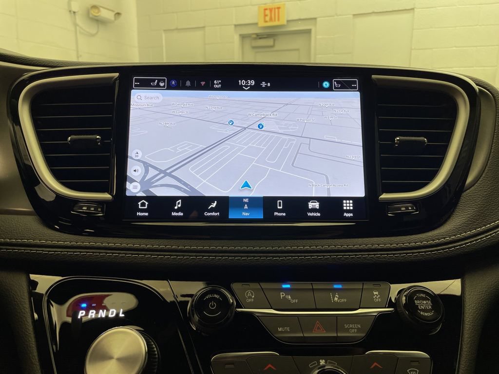New 2026 Chrysler Pacifica Select FWD image 14