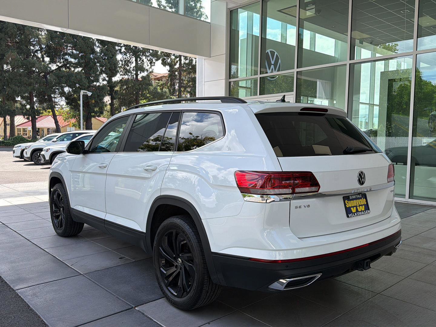 Certified 2023 Volkswagen Atlas SE AWD/4WD image 3