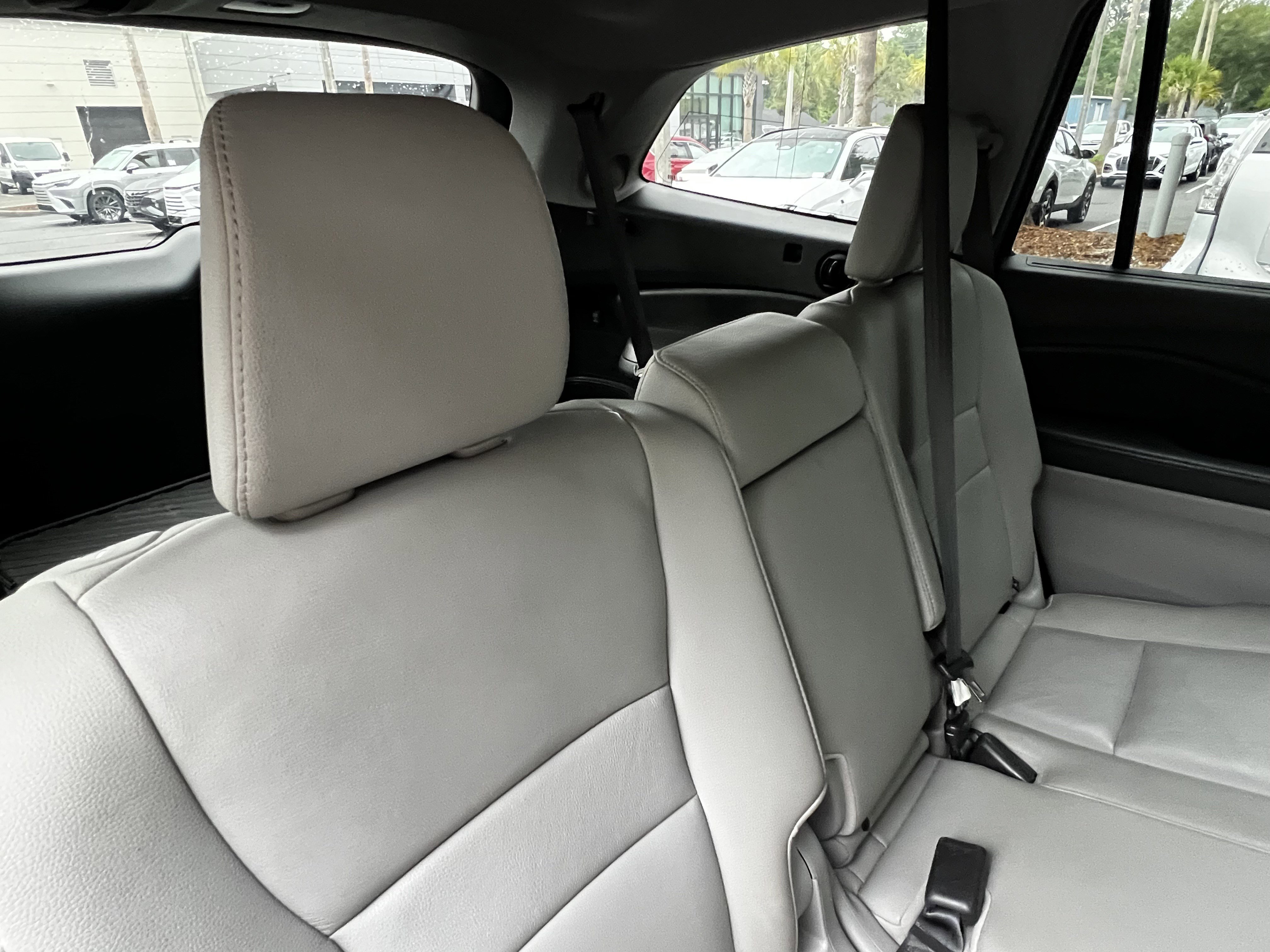 Used 2017 Honda Pilot Touring image 43