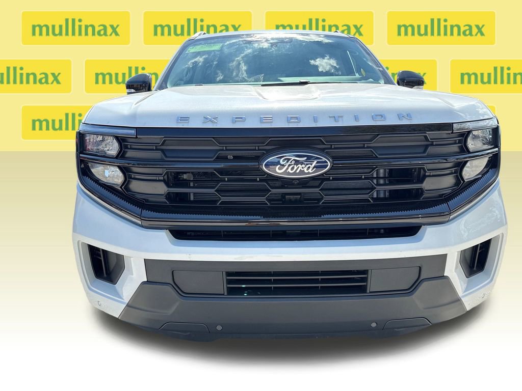 New 2026 Ford Expedition Active image 12