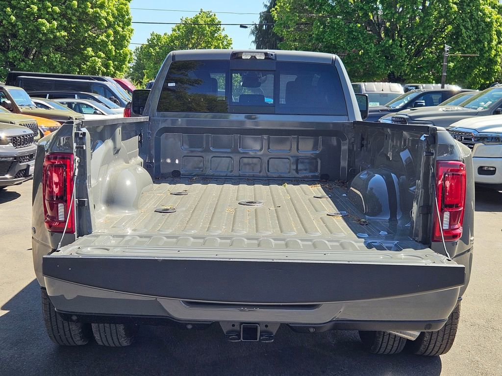 New 2026 RAM 3500 Laramie w/ Night Edition AWD/4WD image 10