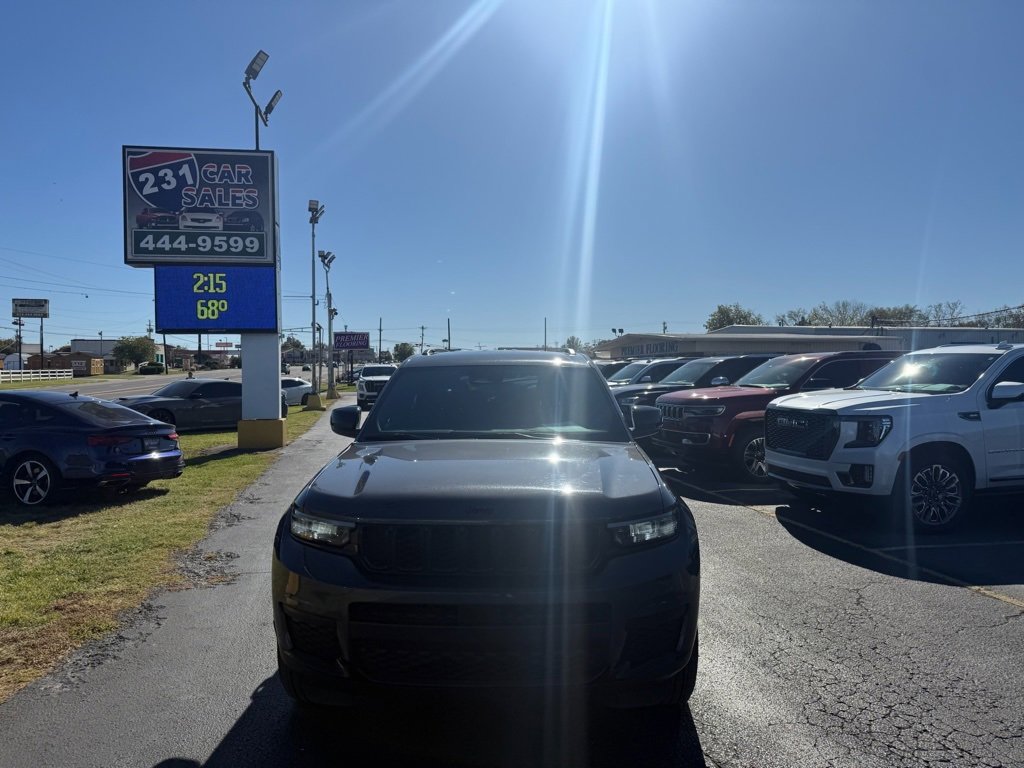 Used 2024 Jeep Grand Cherokee L Laredo image 8