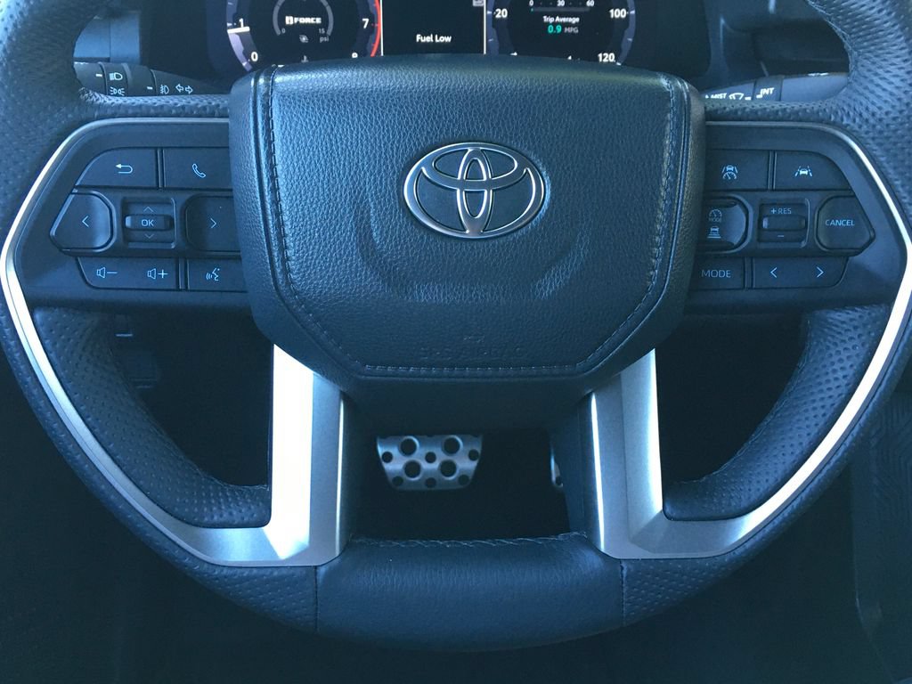 Used 2024 Toyota Tacoma TRD Sport AWD/4WD image 12