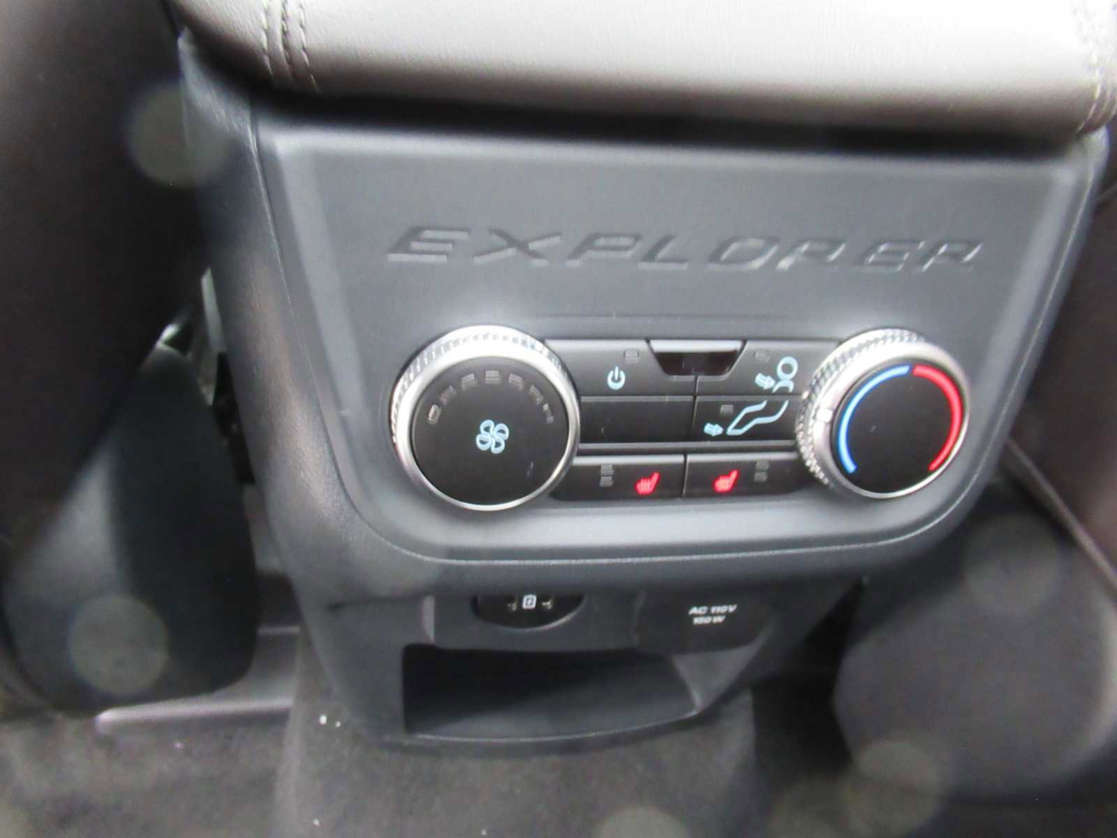 New 2026 Ford Explorer Platinum AWD/4WD image 15