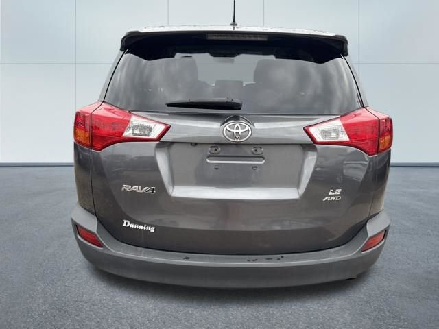 Used 2013 Toyota RAV4 LE image 3