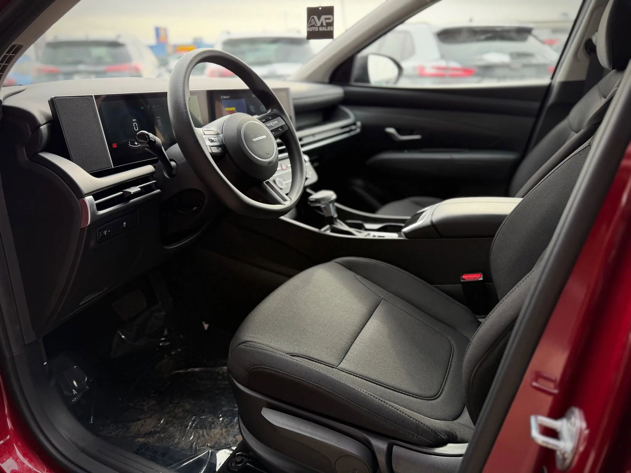 Used 2025 Hyundai Tucson SE image 9