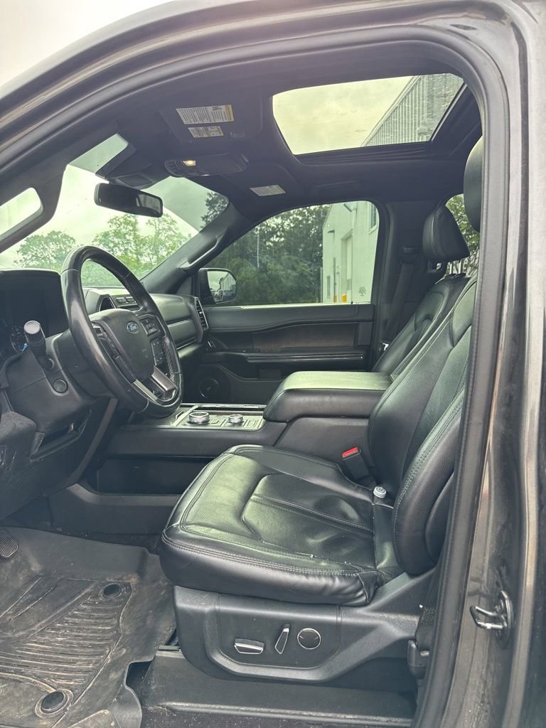 Used 2021 Ford Expedition Limited AWD/4WD image 5