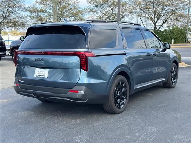 Certified 2025 Kia Carnival SX Prestige image 3