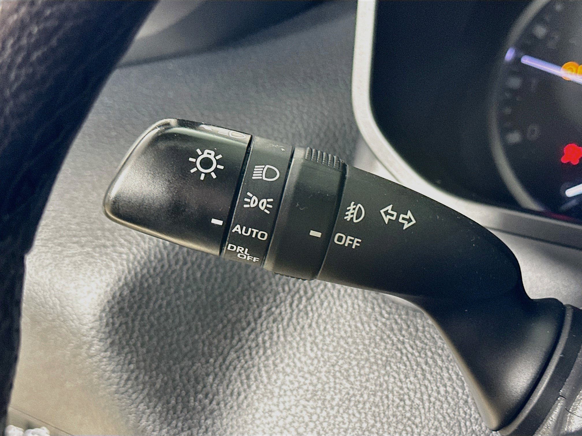 Used 2022 Toyota Tundra Limited w/ Power Package AWD/4WD image 20