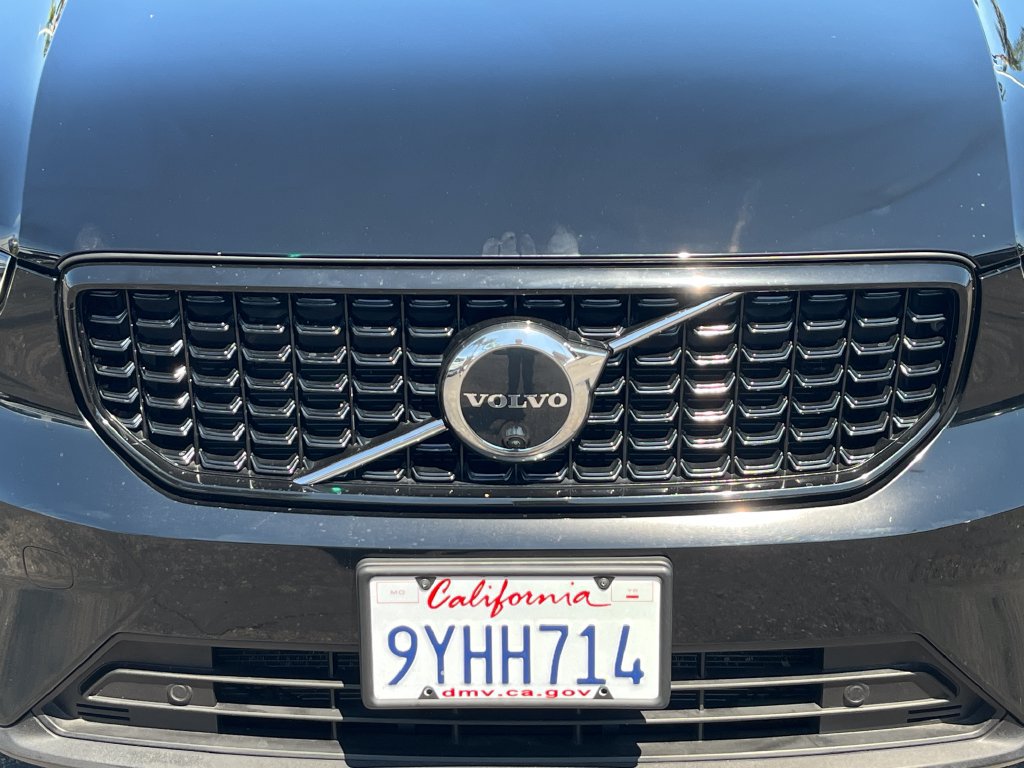 Used 2023 Volvo XC40 B5 Plus w/ Driver Assist Package AWD/4WD image 41