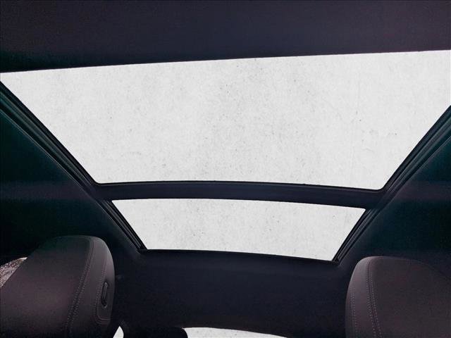 Used 2023 BMW X4 xDrive30i w/ Convenience Package image 16