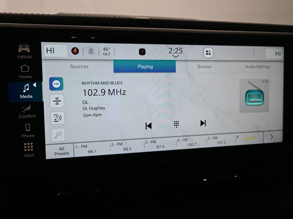 Used 2025 Jeep Gladiator Rubicon image 30