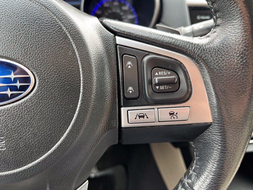 Used 2017 Subaru Outback 2.5i Limited AWD/4WD image 17