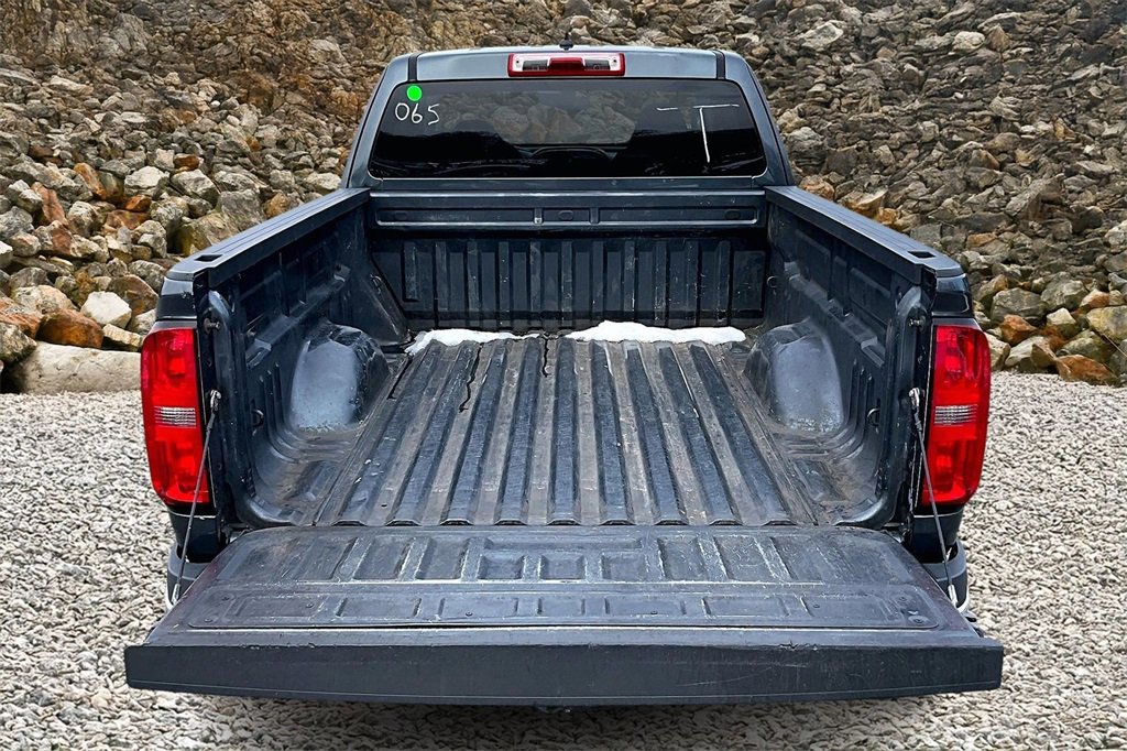 Used 2015 Chevrolet Colorado W/T image 11