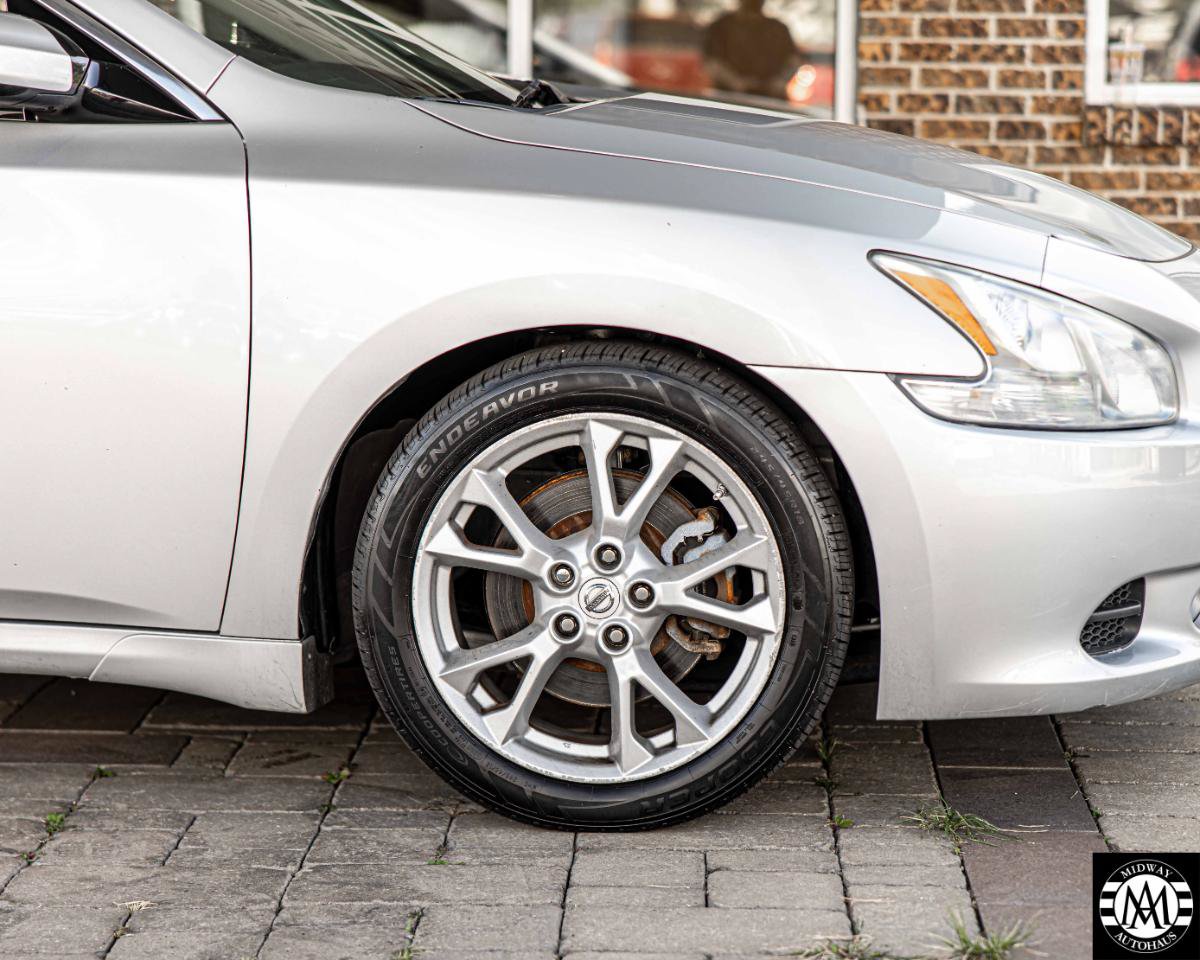 Used 2014 Nissan Maxima 3.5 SV w/ Premium Package FWD image 8