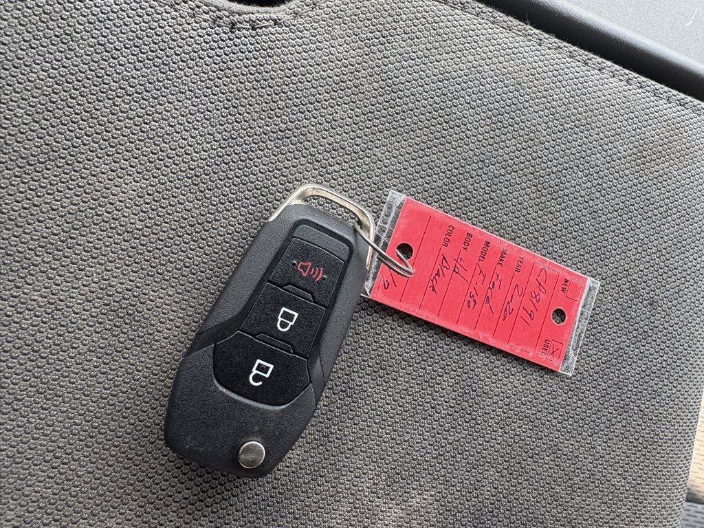 Used 2020 Ford F150 XLT w/ Trailer Tow Package image 26