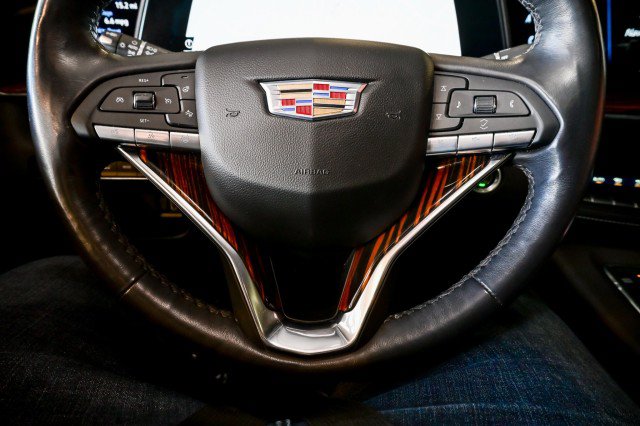 Used 2023 Cadillac Escalade ESV Premium Luxury AWD/4WD image 33