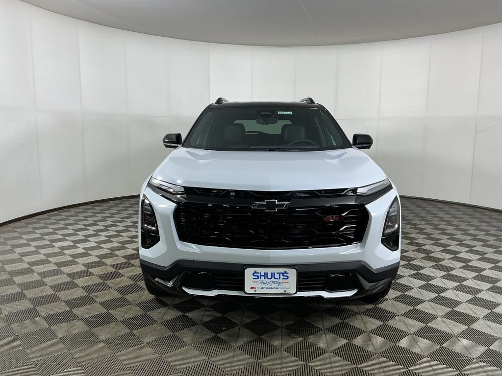 New 2026 Chevrolet Equinox RS w/ Convenience Package III AWD/4WD image 2