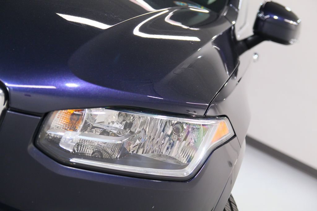 Used 2016 Volvo XC90 T6 Momentum image 9