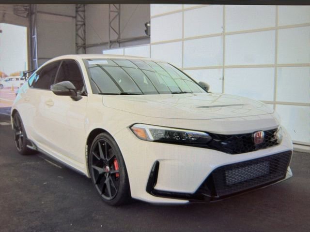 Used 2024 Honda Civic Type R image 1