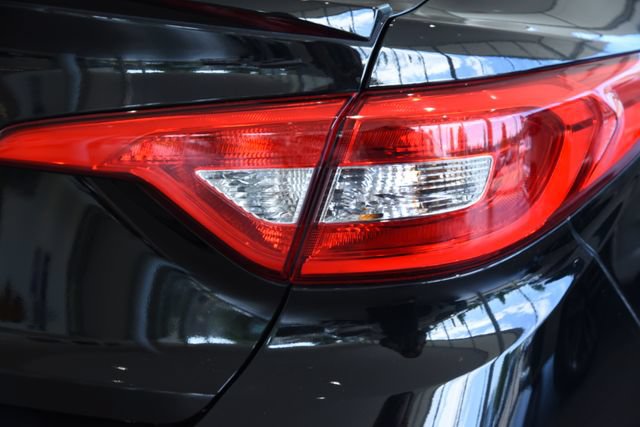 Used 2017 Hyundai Sonata SE FWD image 10