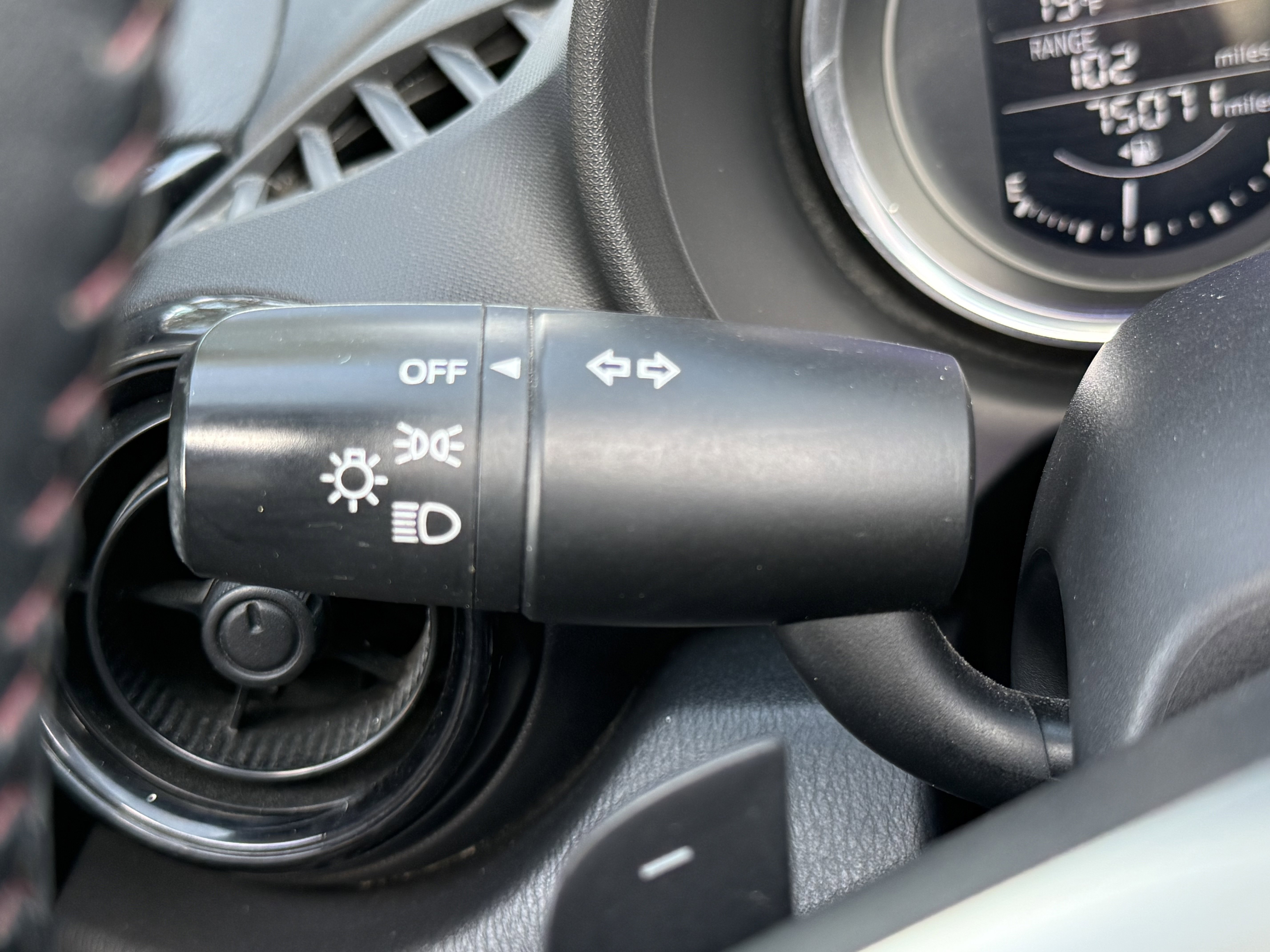 Used 2016 MAZDA MX-5 Miata Club RWD image 21