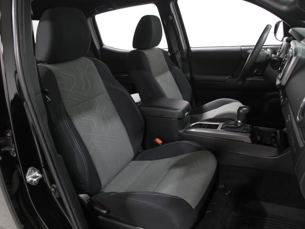 Used 2023 Toyota Tacoma TRD Off-Road image 14