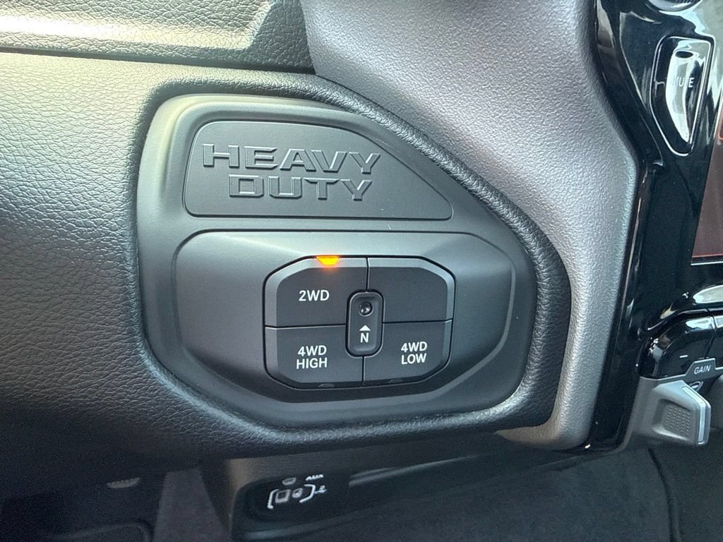Certified 2026 RAM 2500 Big Horn AWD/4WD image 27
