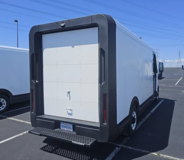 Used 2023 Chevrolet Brightdrop 600 w/ Active Safety Package 2 AWD/4WD image 2