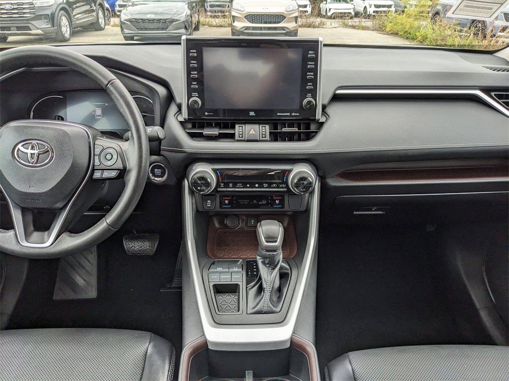 Used 2022 Toyota RAV4 Limited image 20