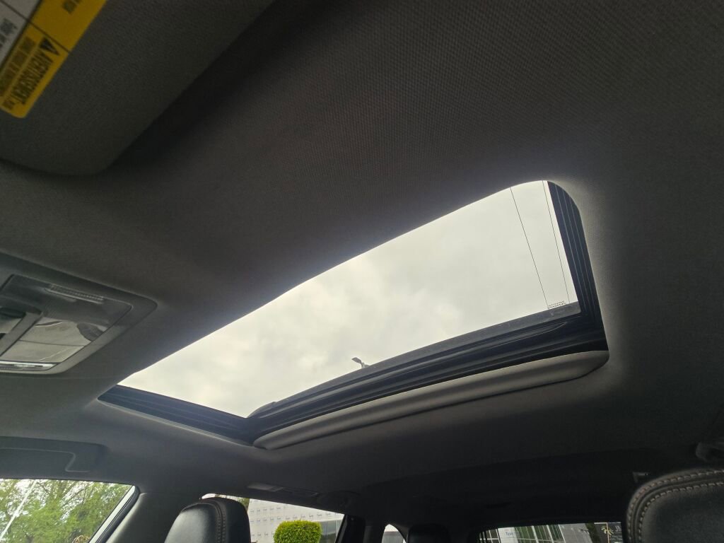 Used 2017 Toyota Highlander XLE AWD/4WD image 52