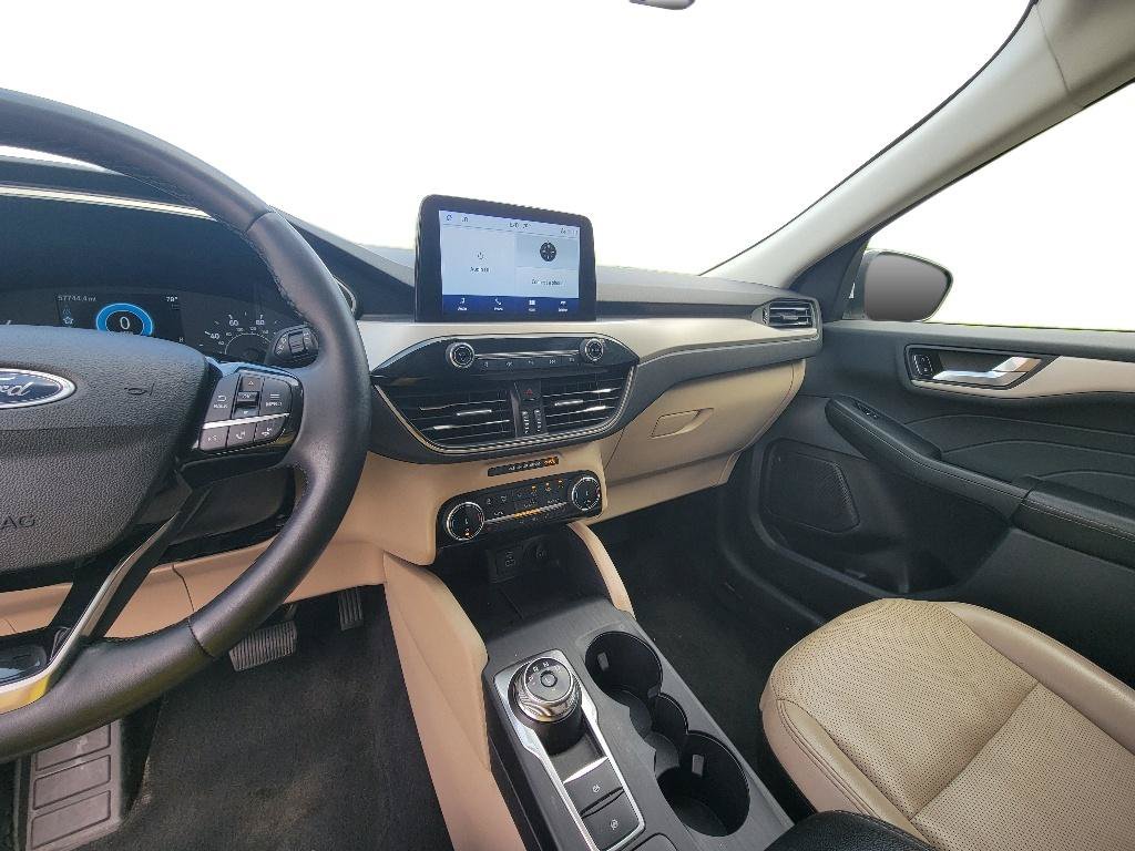 Used 2022 Ford Escape SEL FWD image 17