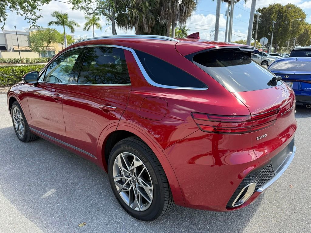 Used 2025 Genesis GV70 2.5T w/ Advanced Package image 3