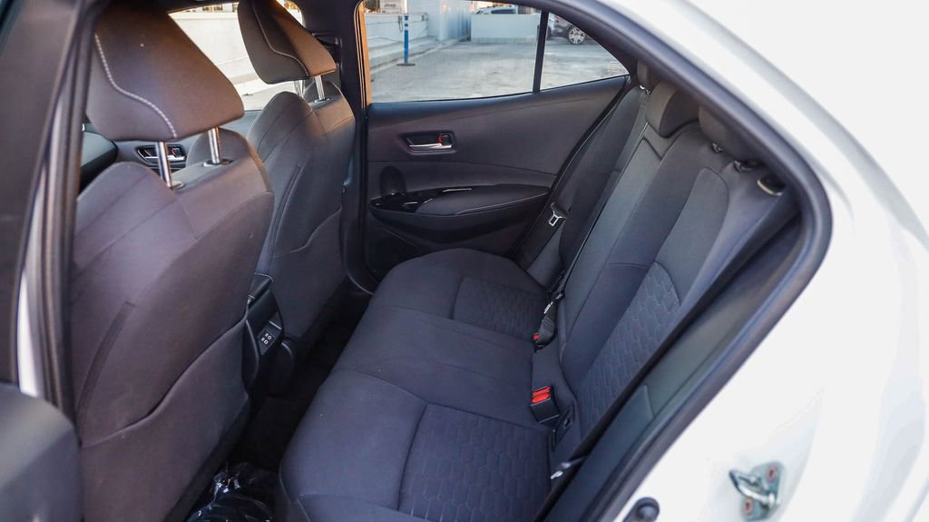 Used 2024 Toyota Corolla SE image 19