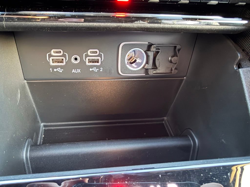 New 2025 Jeep Grand Cherokee Limited w/ Black Appearance Package AWD/4WD image 20
