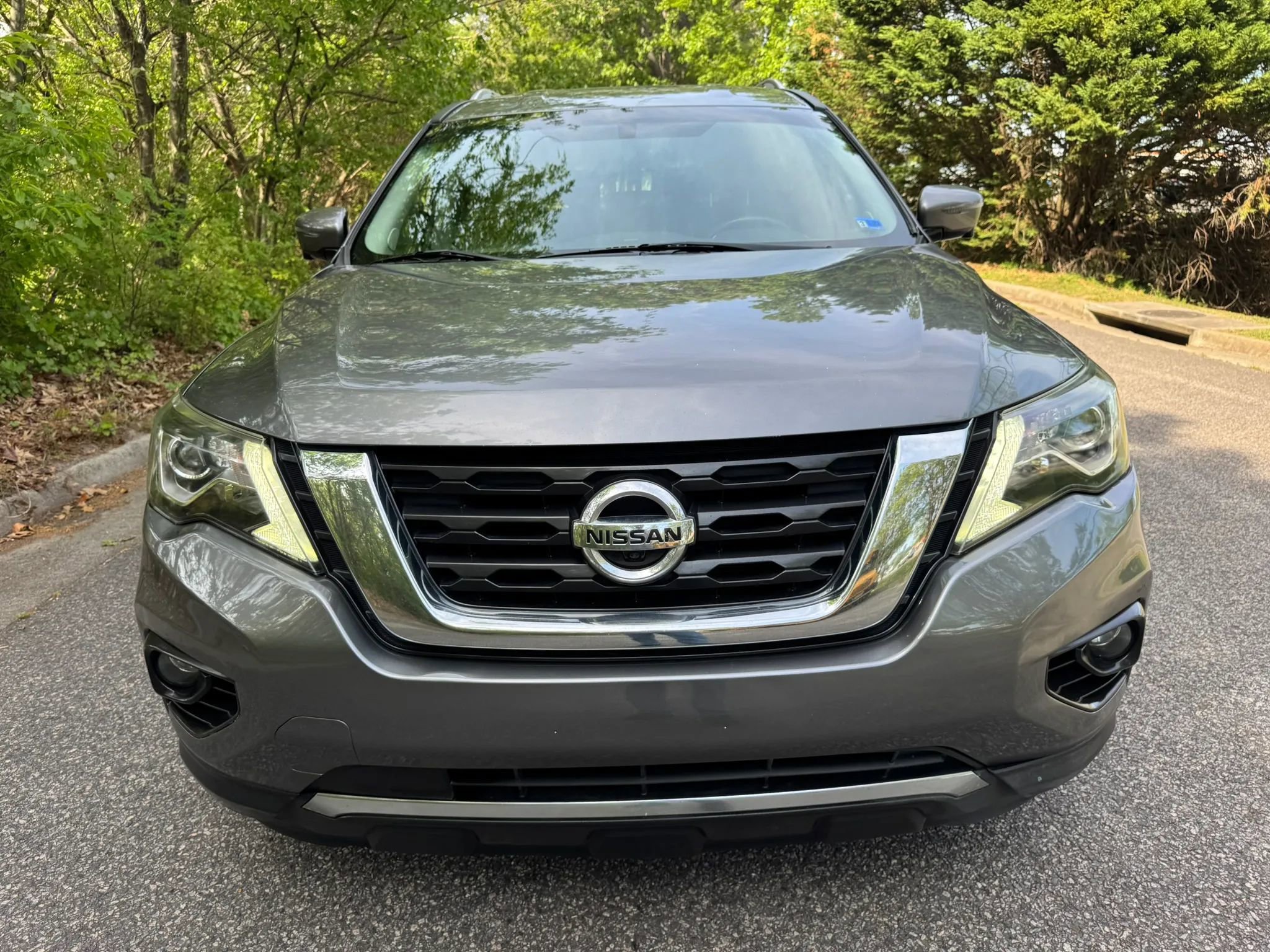 Used 2017 Nissan Pathfinder SL w/ SL Tech Package image 6