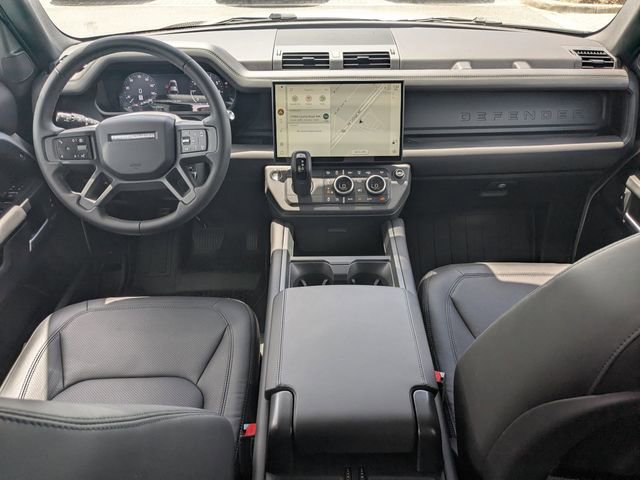 Used 2026 Land Rover Defender 110 X-Dynamic SE AWD/4WD image 13