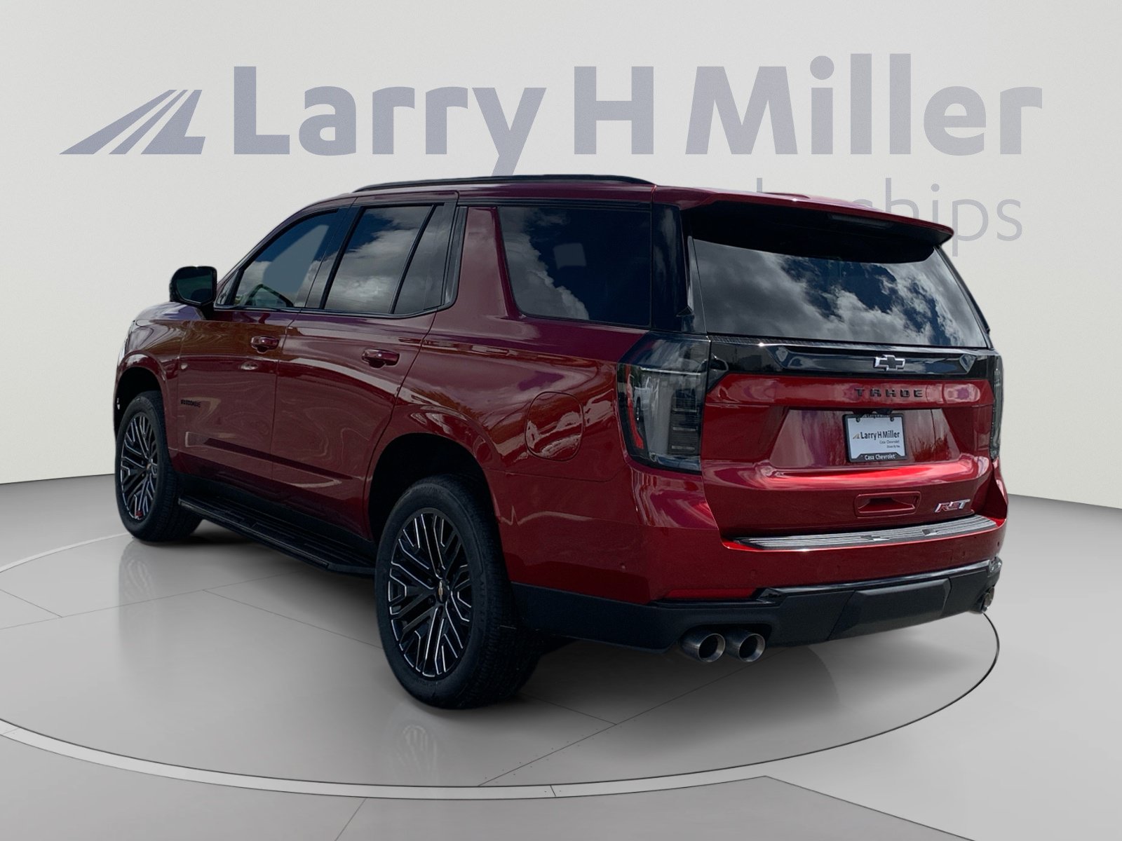 New 2026 Chevrolet Tahoe RST w/ Comfort Package AWD/4WD image 3