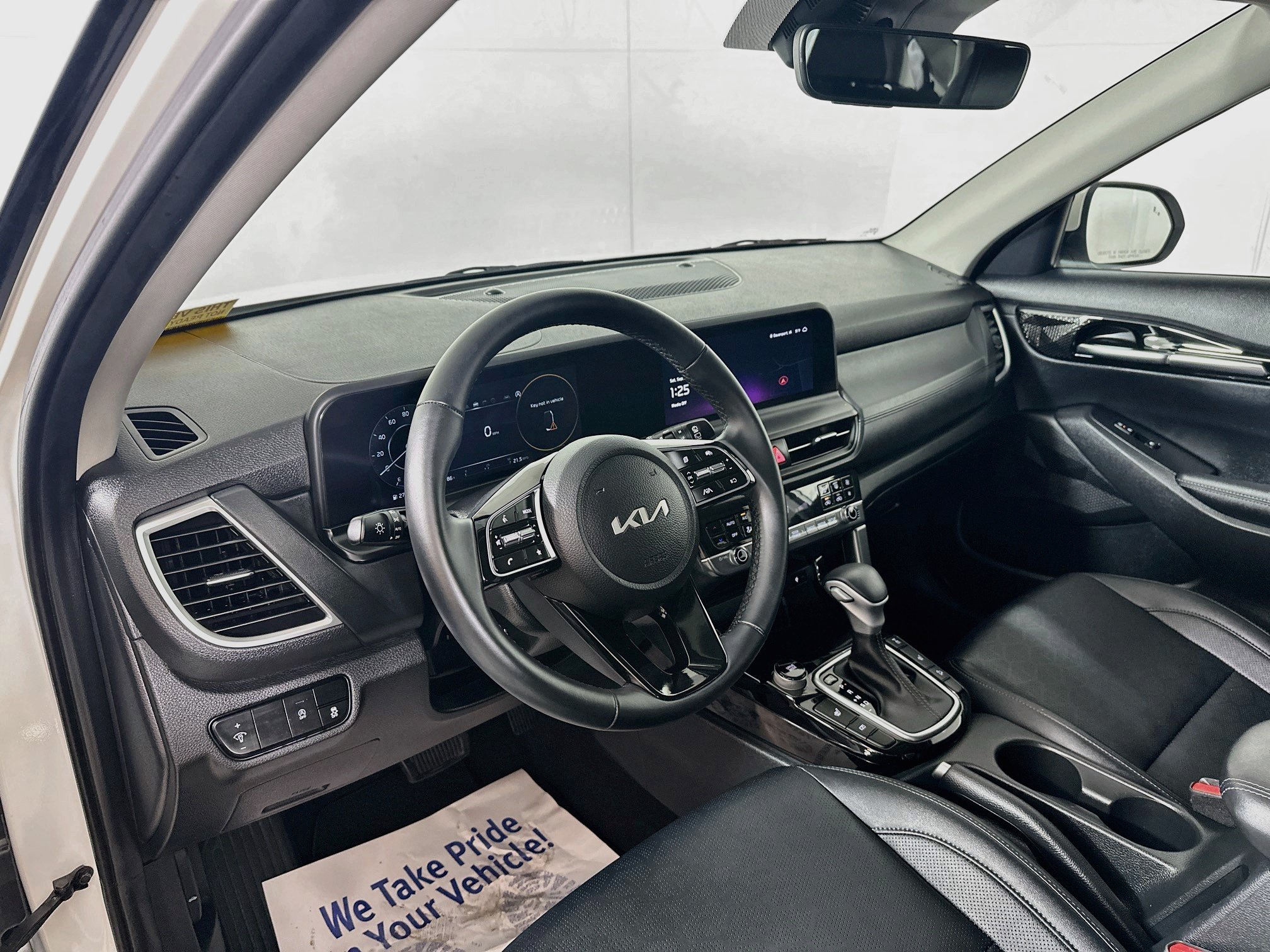 Certified 2024 Kia Seltos EX AWD/4WD image 9