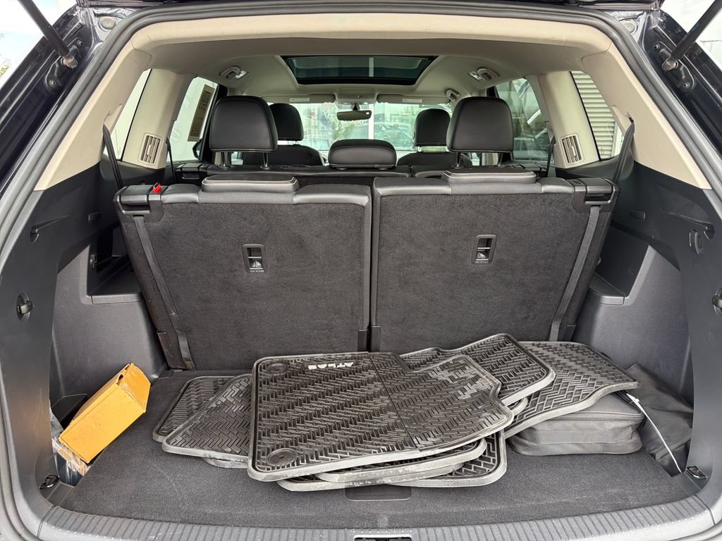 Certified 2022 Volkswagen Atlas SE w/ Panoramic Sunroof Package AWD/4WD image 24