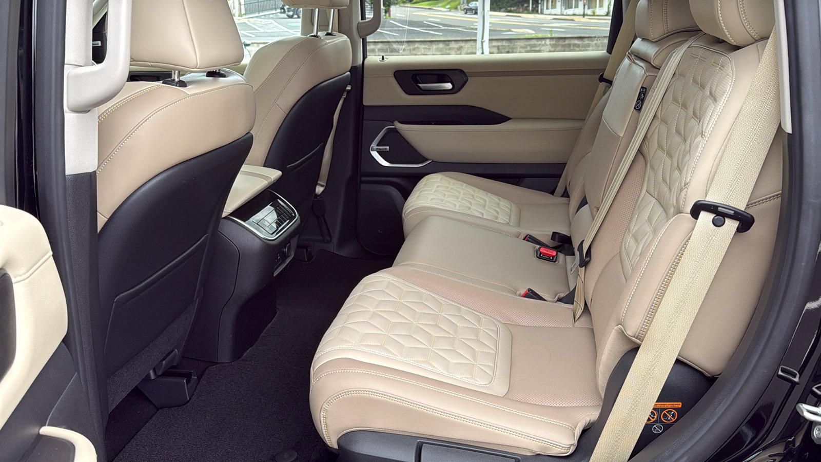 Certified 2026 Nissan Armada Platinum AWD/4WD image 21