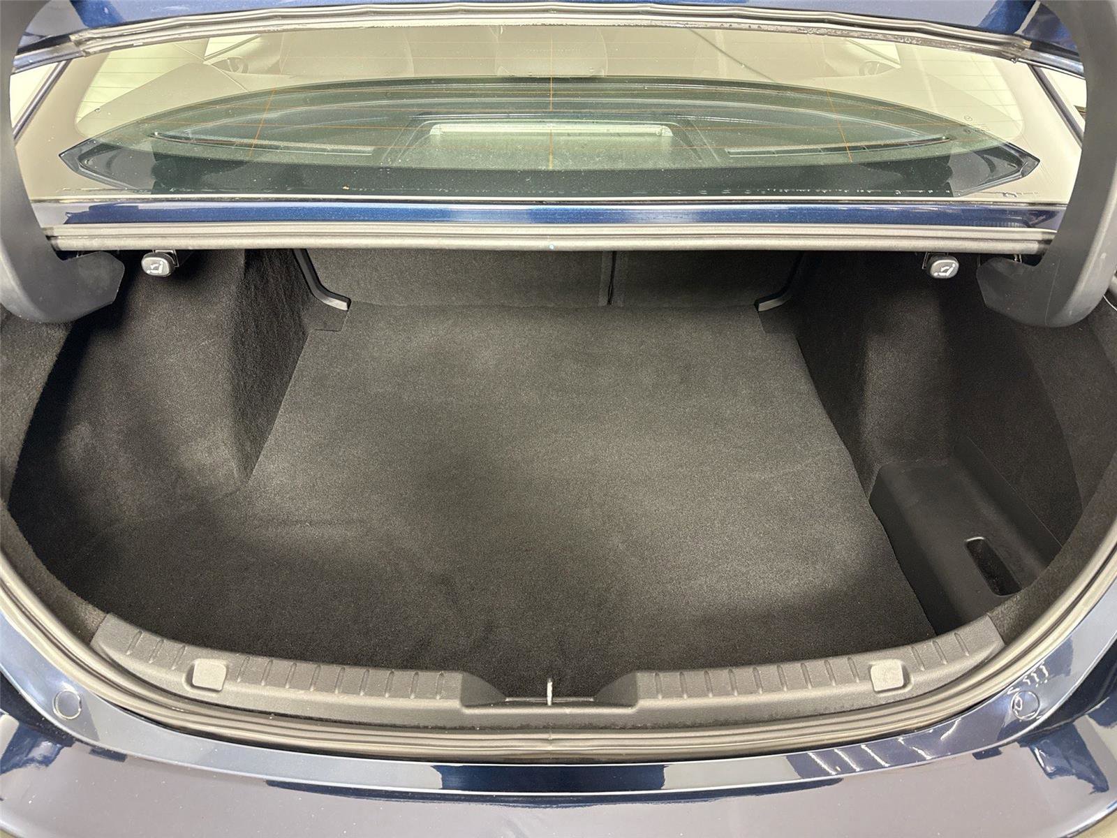 Used 2020 MAZDA MAZDA3 4DR FWD image 35